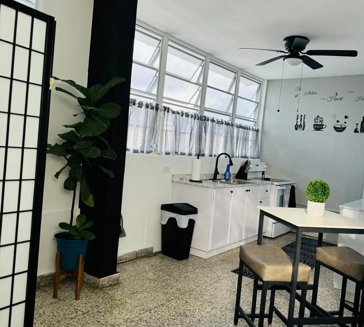 Savvys Place Понсе Апартаменты
