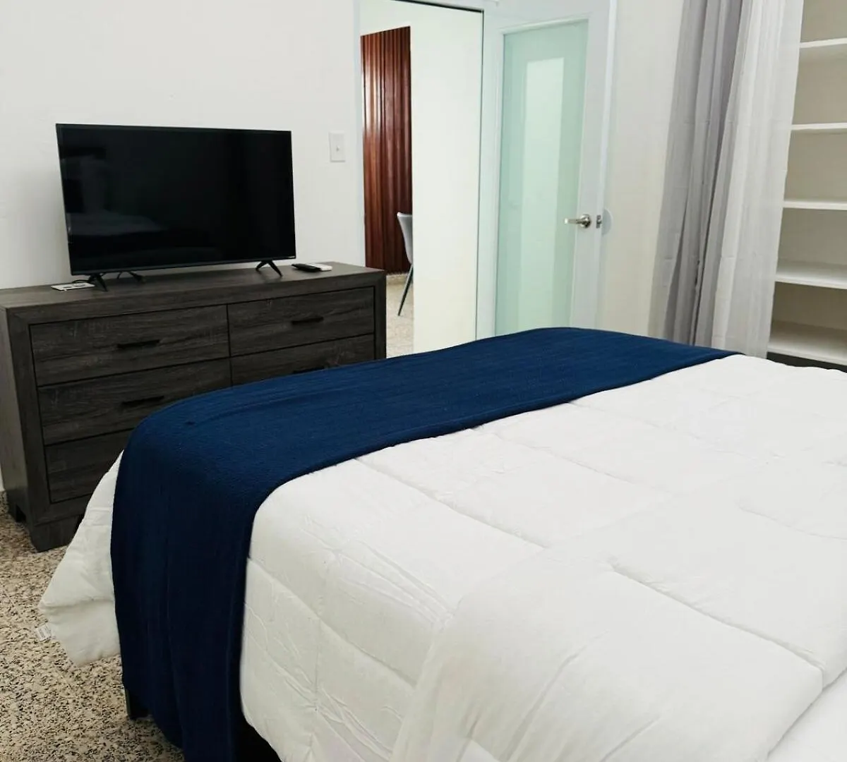 Savvys Place Понсе